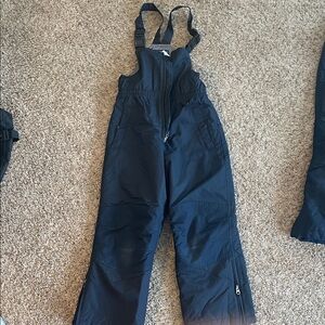 Kids Land’s End Iron Knee Insulated Snow pants - size 8